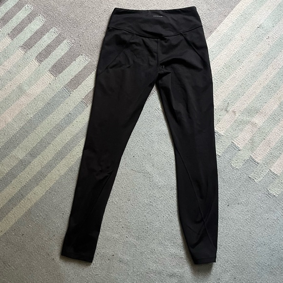 Patagonia Black High-Waisted Leggings Women’s Small - Picture 4 of 5